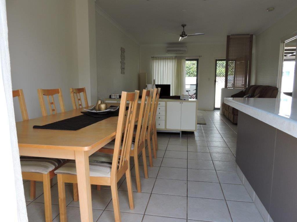 Koola Beach Apartments Bargara Exterior foto