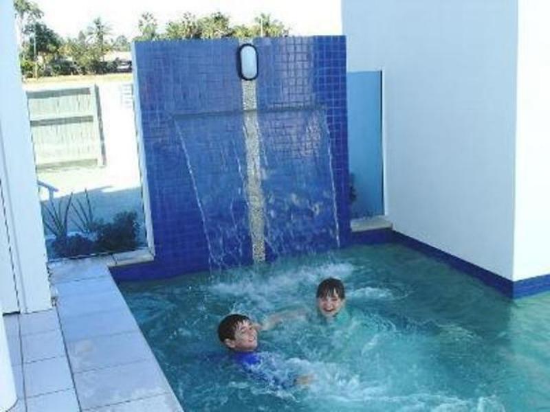 Koola Beach Apartments Bargara Exterior foto