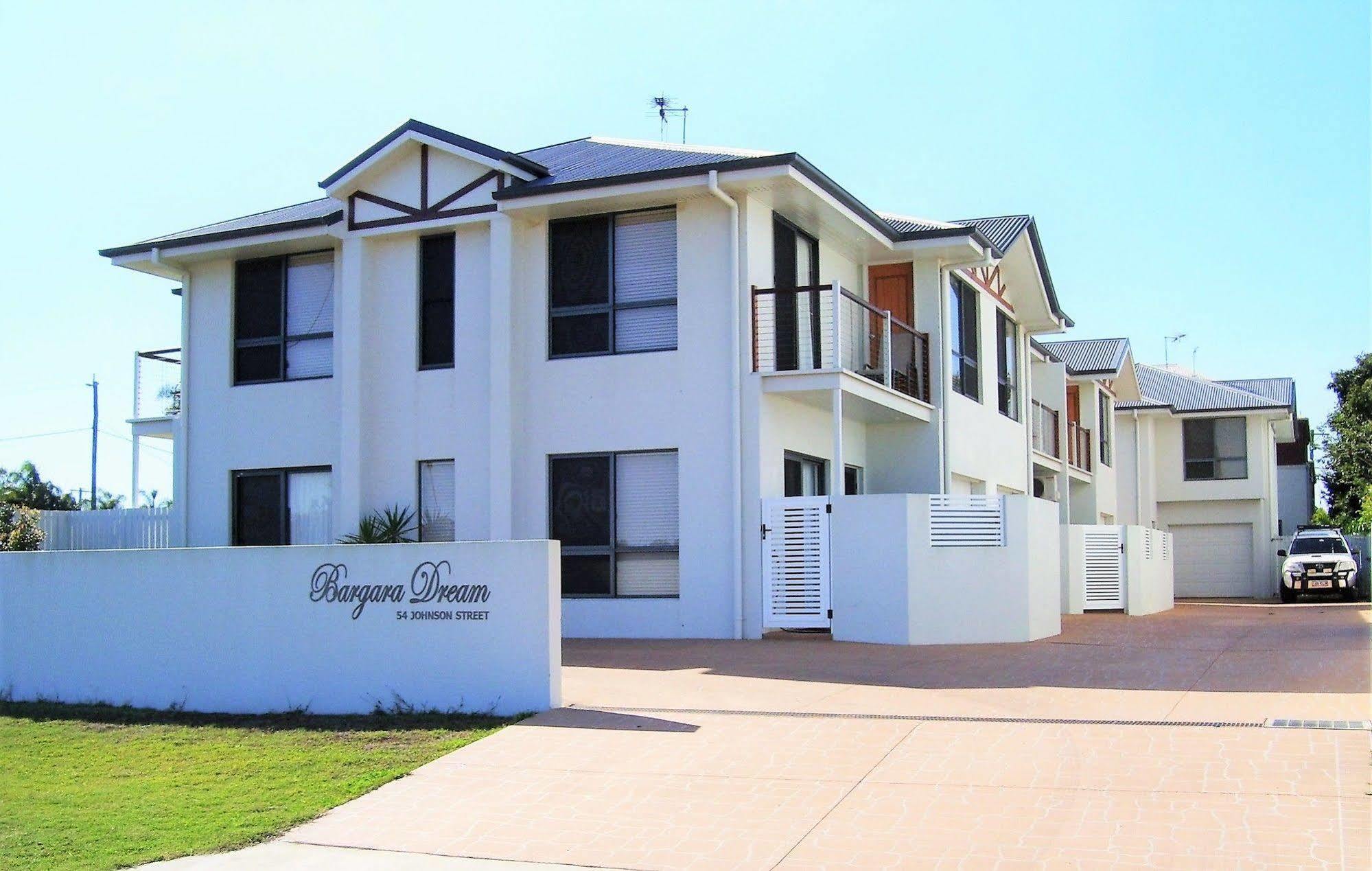 Koola Beach Apartments Bargara Exterior foto